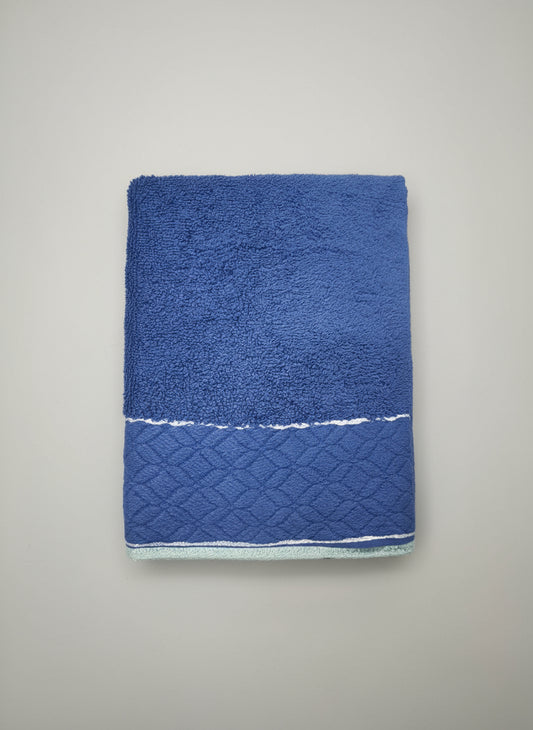 Ultra-Plush Bath Towel | 100% Egyptian Cotton | Spa-Quality 27x54 Inch | Blue