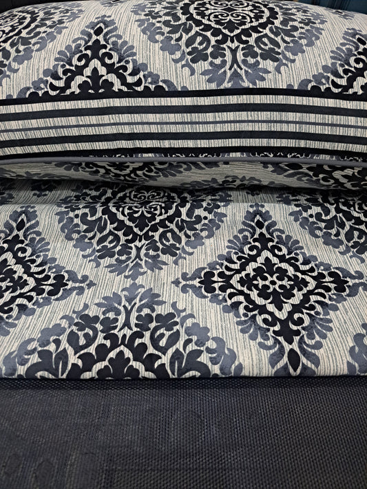 Satin double bed sheet black geometric